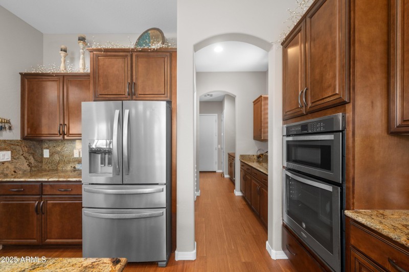 20-4020-N-Brigadier-Drive-20