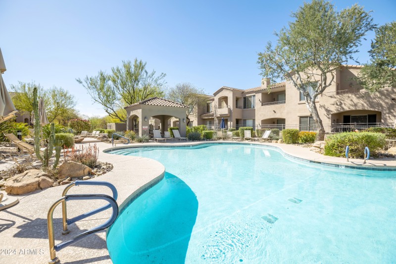 Grayhawk - 6283
