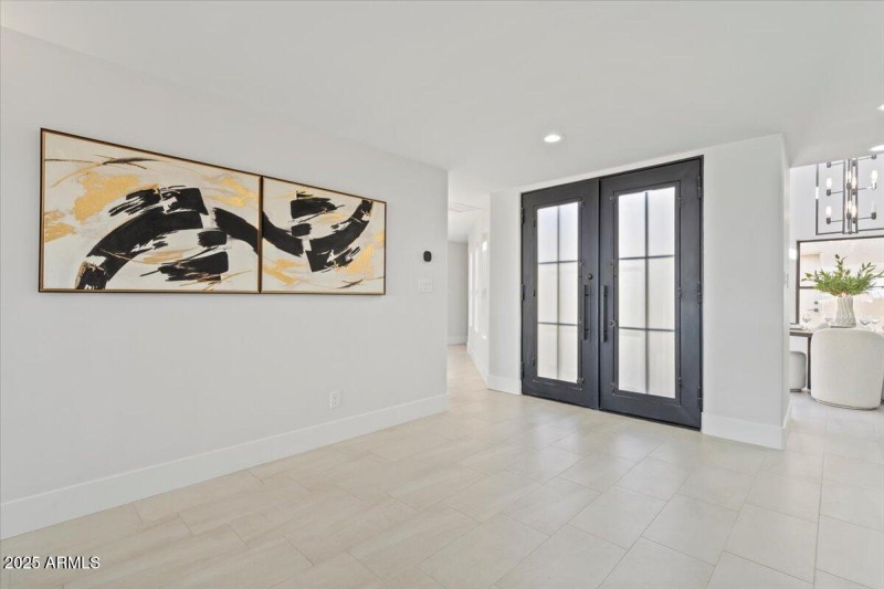 INTERIOR FRONT ENTRY