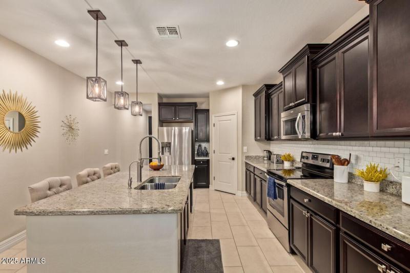 8-Kitchen with Granite Countertops