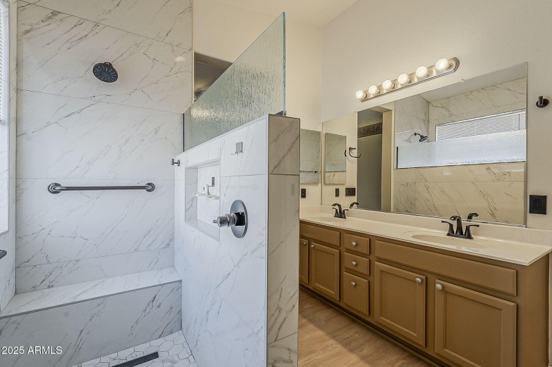 33-web-or-mls-Walnut-33