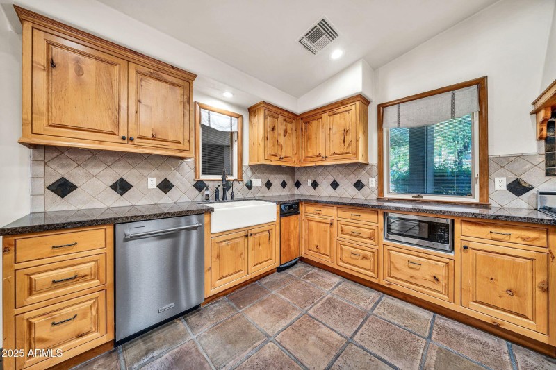 4531 E Quartz Mountain Rd-21