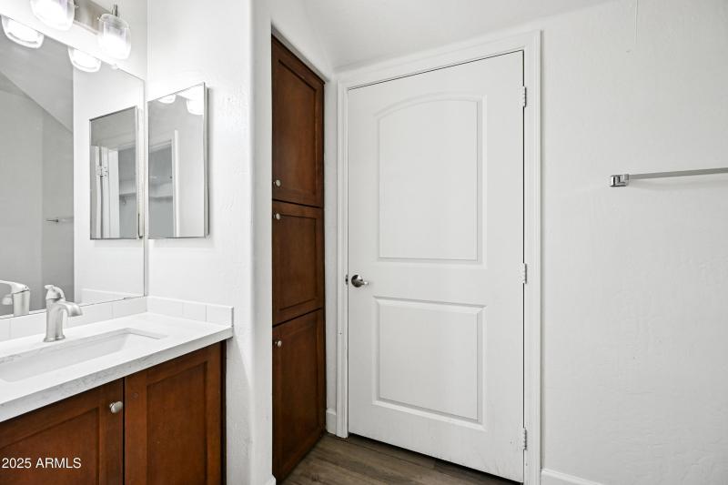 10-4608WMA1190-ocupix-