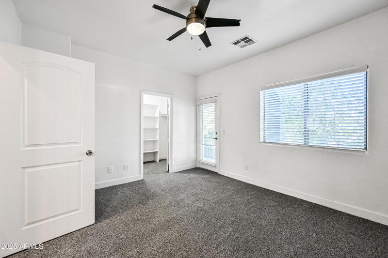 12-4608WMA1190-ocupix-