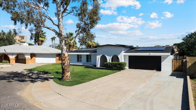 06-DJI_20251018130627_0501_D