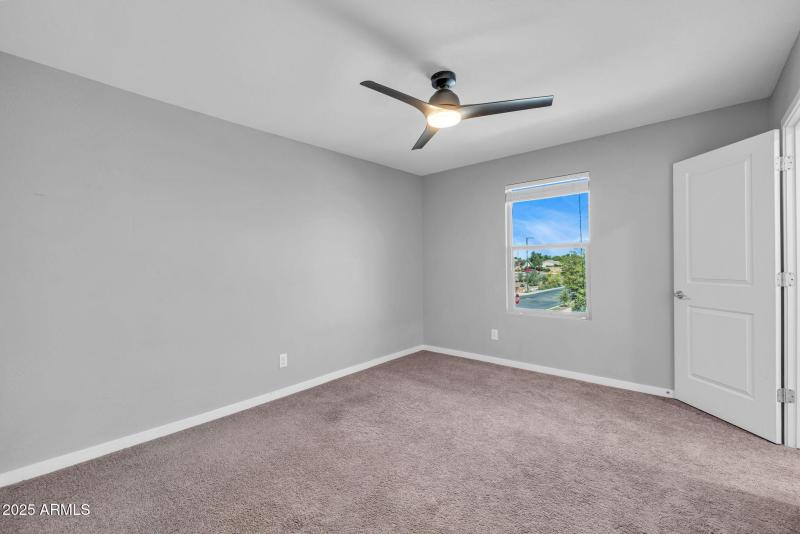 33-web-or-mls-896A1651