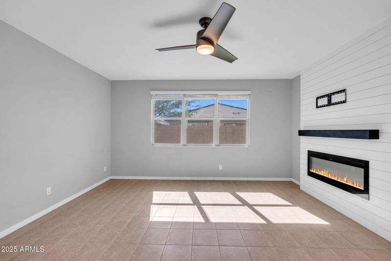 40-web-or-mls-896A1703