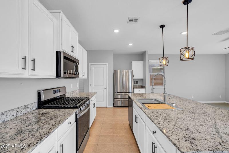 55-web-or-mls-896A1806