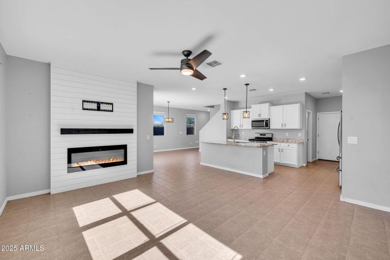 61-web-or-mls-896A1851