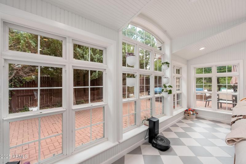 2922 N Rio De Flag Dr - 15