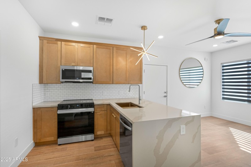 Next Gen Suite /Full Kitchen