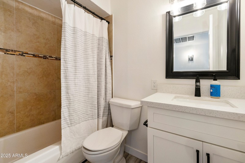 18821 N 17th Ave Phoenix AZ-print-041-01