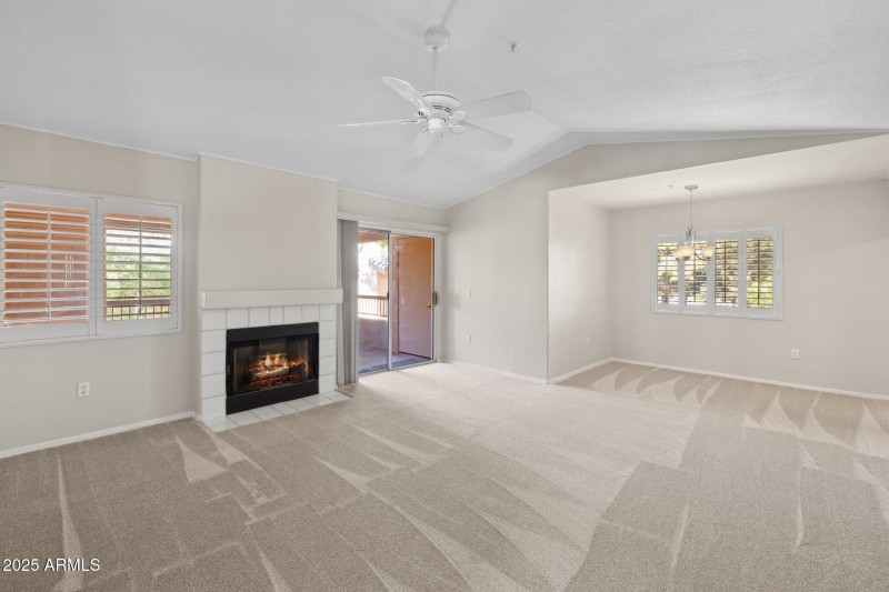 3-web-or-mls-9736-n-95th-st-225