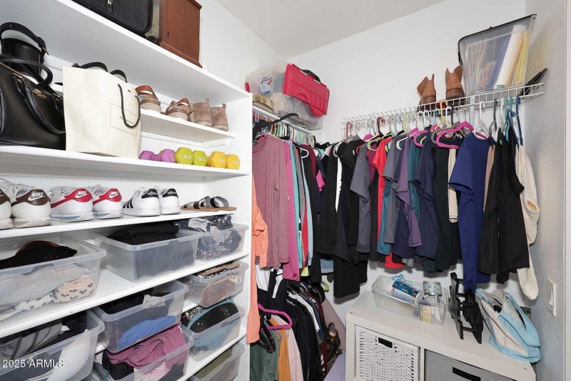 Primary Bedroom-Closet2