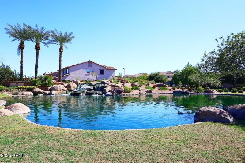 Community Entrance-Lake