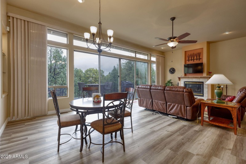 13-web-or-mls-photo(13) 1118 S Mud Sprin