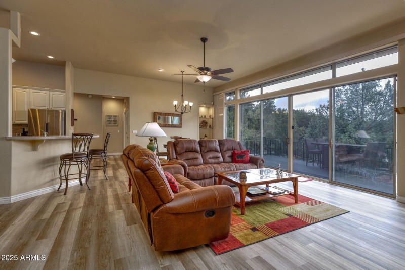 16-web-or-mls-photo(16) 1118 S Mud Sprin