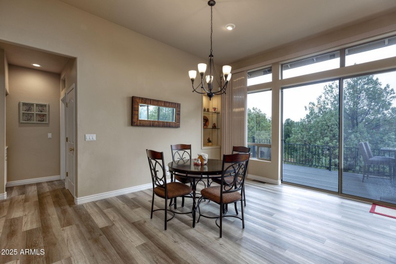 18-web-or-mls-photo(18) 1118 S Mud Sprin