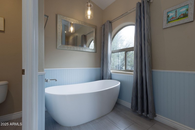 25-web-or-mls-photo(25) 1118 S Mud Sprin