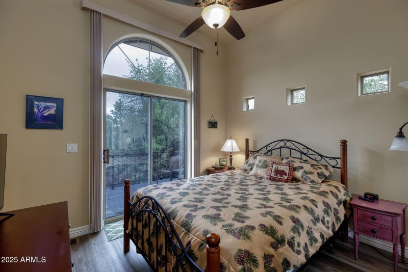 28-web-or-mls-photo(28) 1118 S Mud Sprin