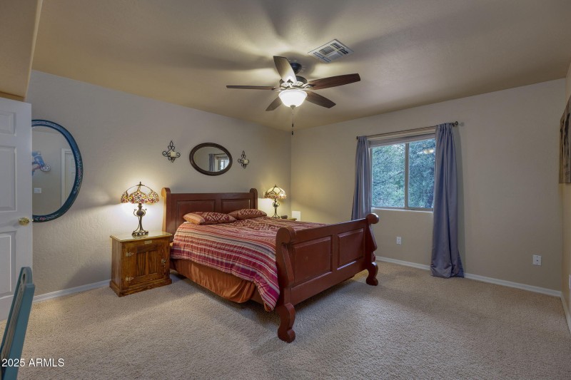 33-web-or-mls-photo(33) 1118 S Mud Sprin