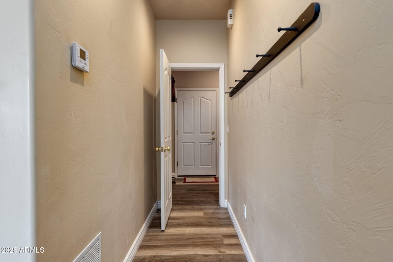 35-web-or-mls-photo(35) 1118 S Mud Sprin