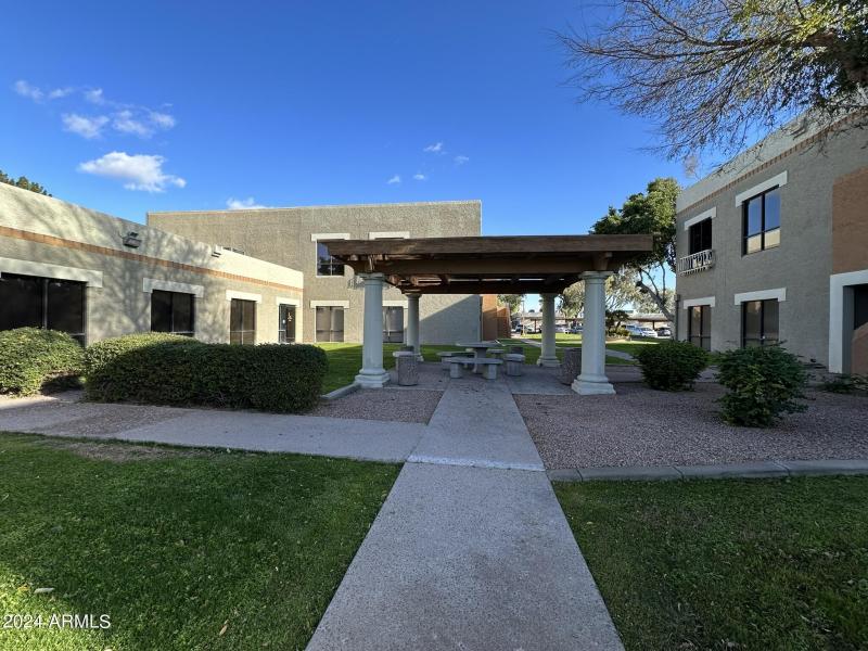 Building & Common Areas