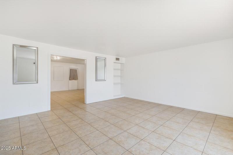 ChatGPT Image Oct 20, 2025, 10_44_19 PM