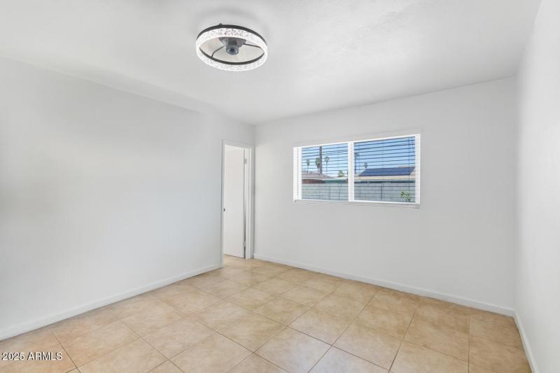 ChatGPT Image Oct 21, 2025, 07_51_34 AM