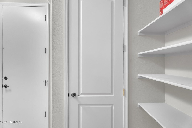 044_47-web-or-mls-oak_rd-20_329