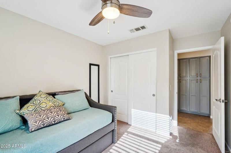 33-web-or-mls-W Sandra Ter-S2110-033