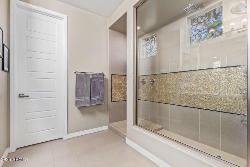 32185 N 129th Ave Primary shower