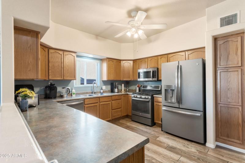 Kitchen 2