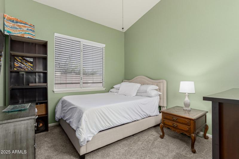 2nd bedroom-2