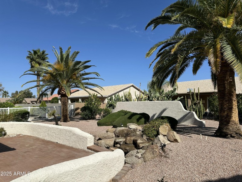 65E0F94D-5354-4A90-A76C-EF636354F02F