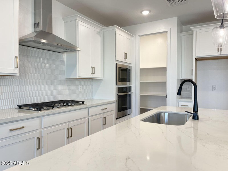 07 Kitchen (2)