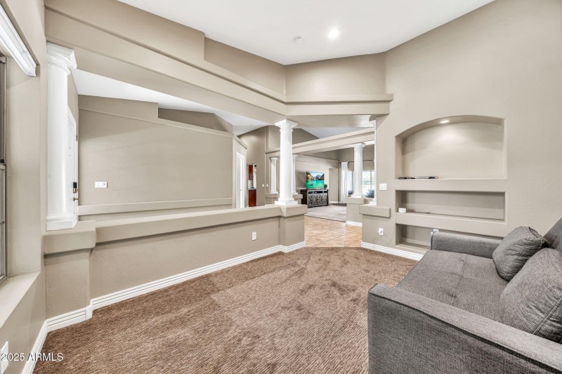 13204 W San Miguel Ave-9