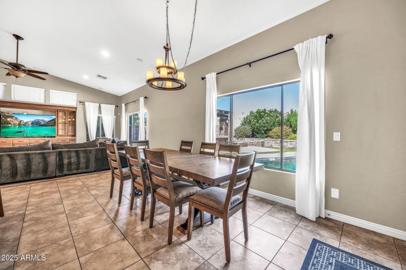 13204 W San Miguel Ave-12