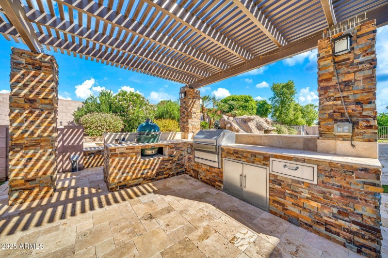 13204 W San Miguel Ave-51