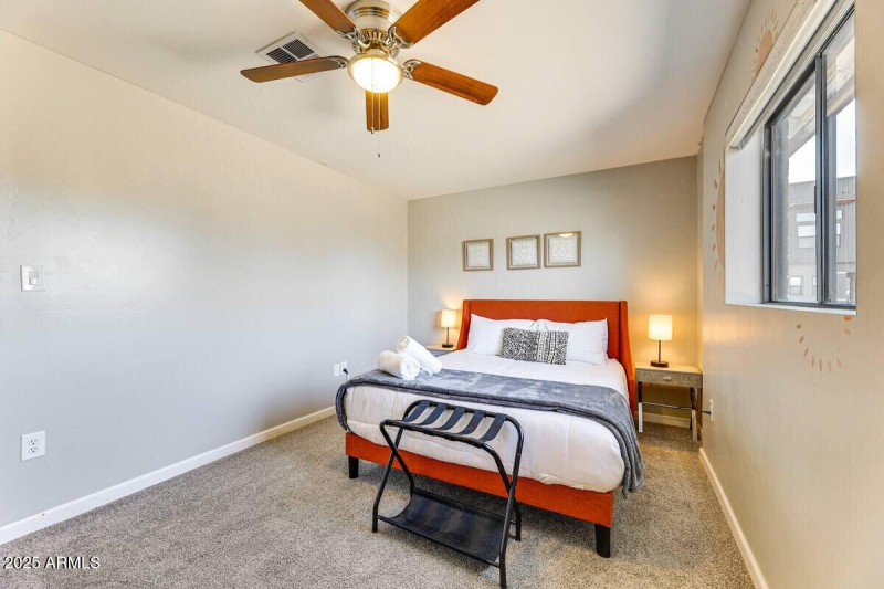 1027SSiestaLn_56206_18