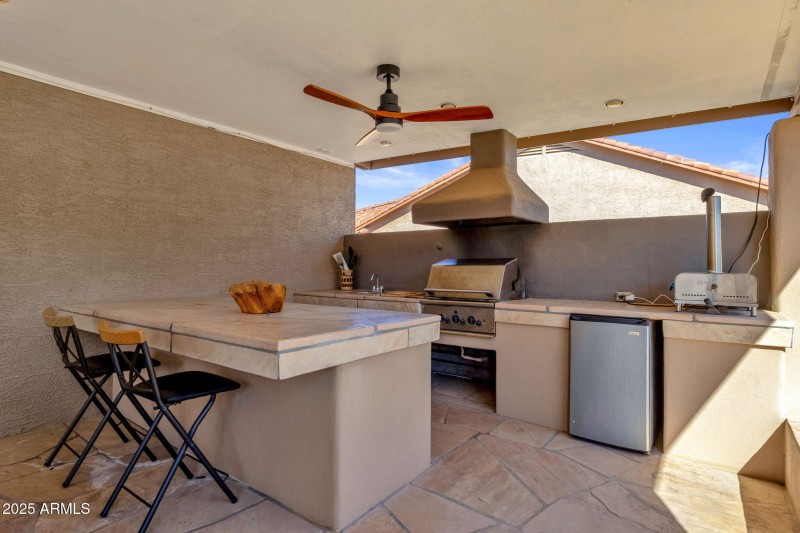 Built-In Outdoor Kitchen