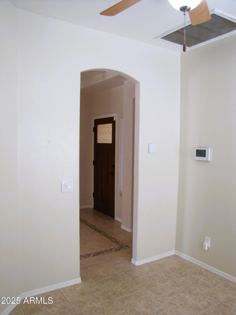 Den / office (b)