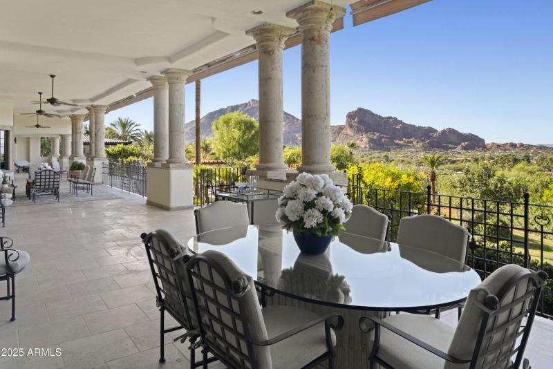Spacious Patio