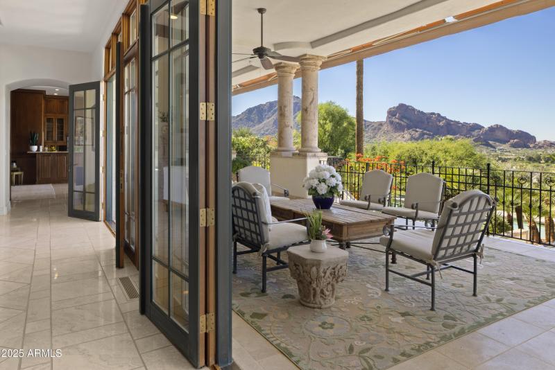Spacious Patio
