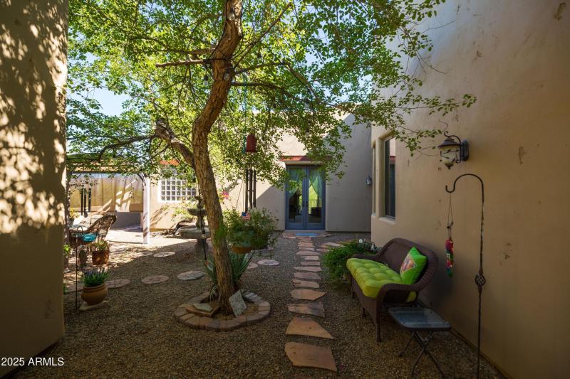 Charming Courtyard