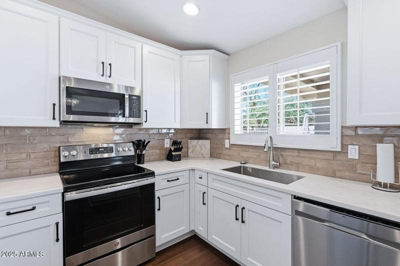 Stainless appliances