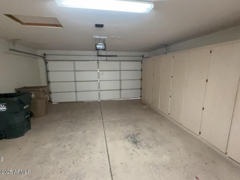 garage