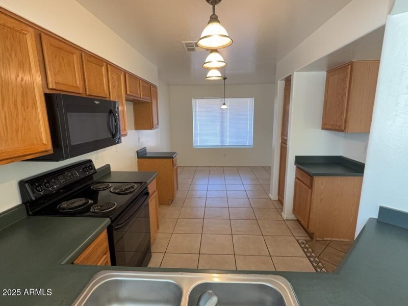 kitchen (2)