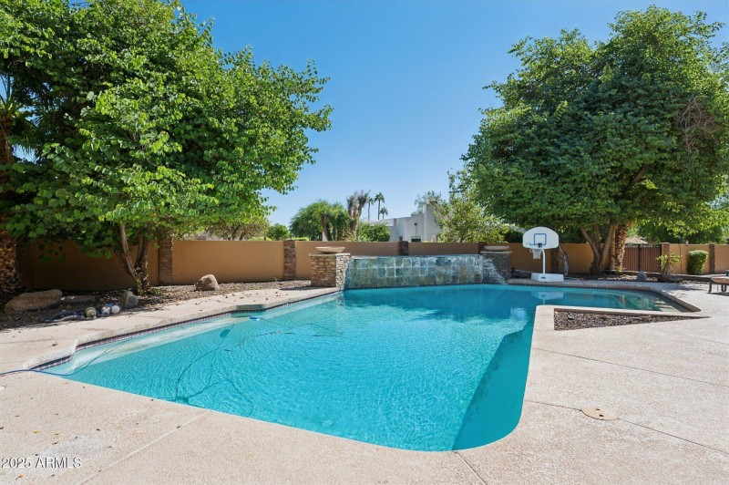 89-web-or-mls-11621-s-blackfoot-dr