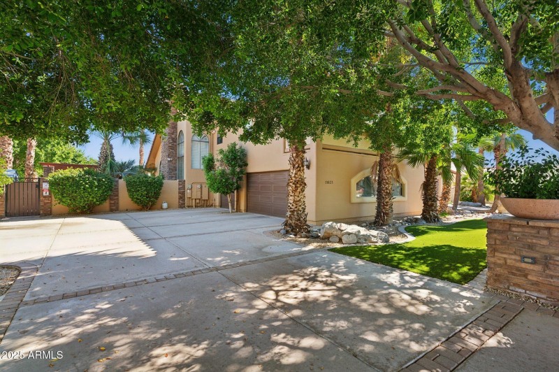 6-web-or-mls-11621-s-blackfoot-dr